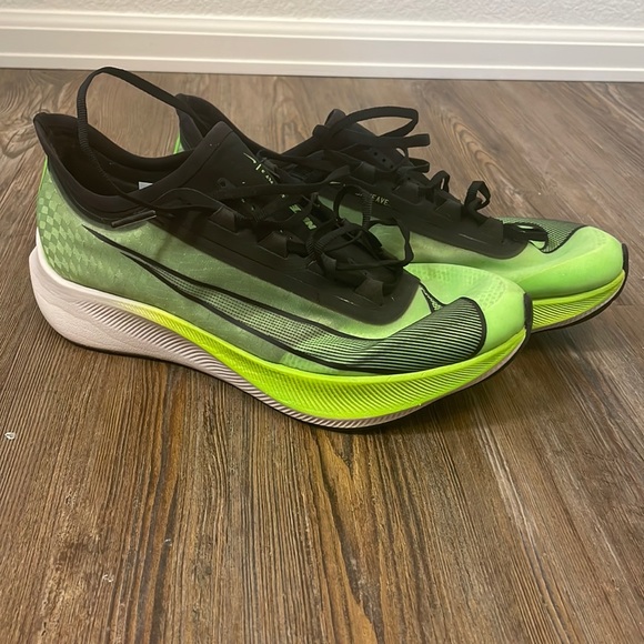 nike zoom fly size guide
